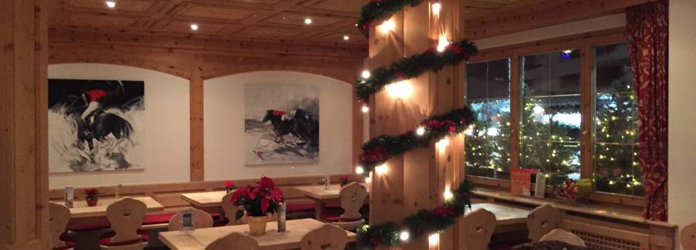 Restaurants in St. Moritz: Hotel Restaurant Corvatsch