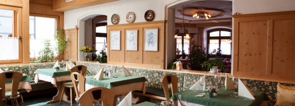 Hotel Restaurant Astras in Scuol