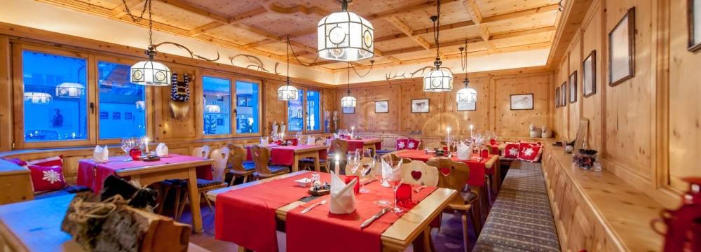 Restaurants in Samnaun Dorf: Bndner Stube