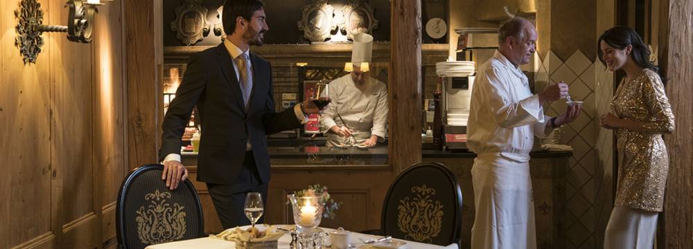 Restaurant Le Grill Gstaad Palace in Gstaad