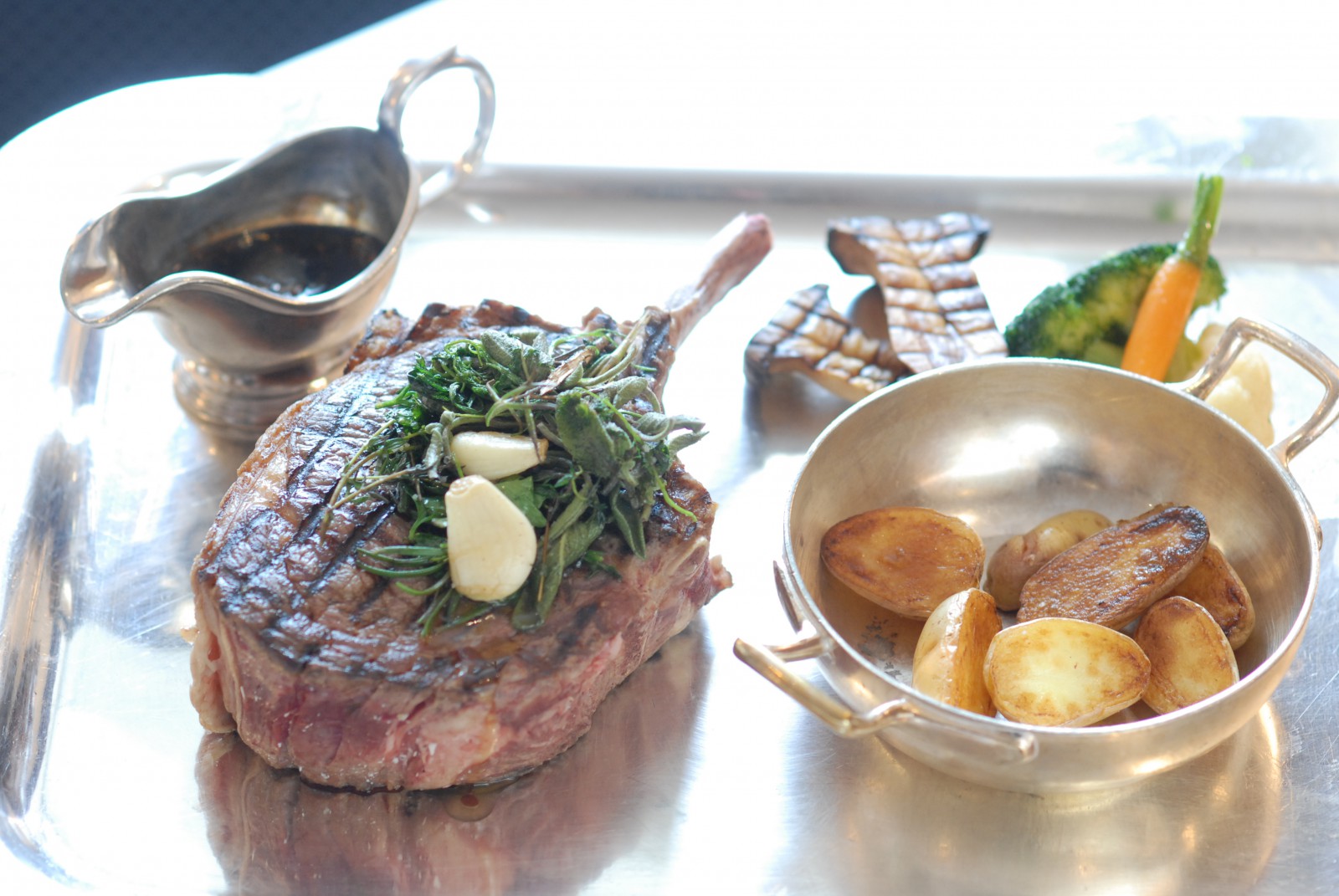Restaurant Mono - Monopol in St. Moritz